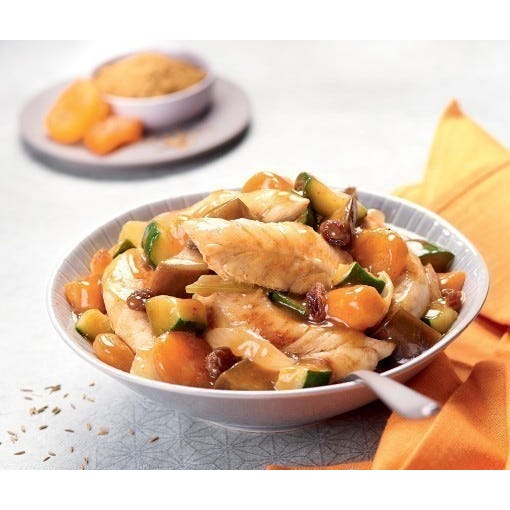 Chiken tagine and its vegetables main product photo